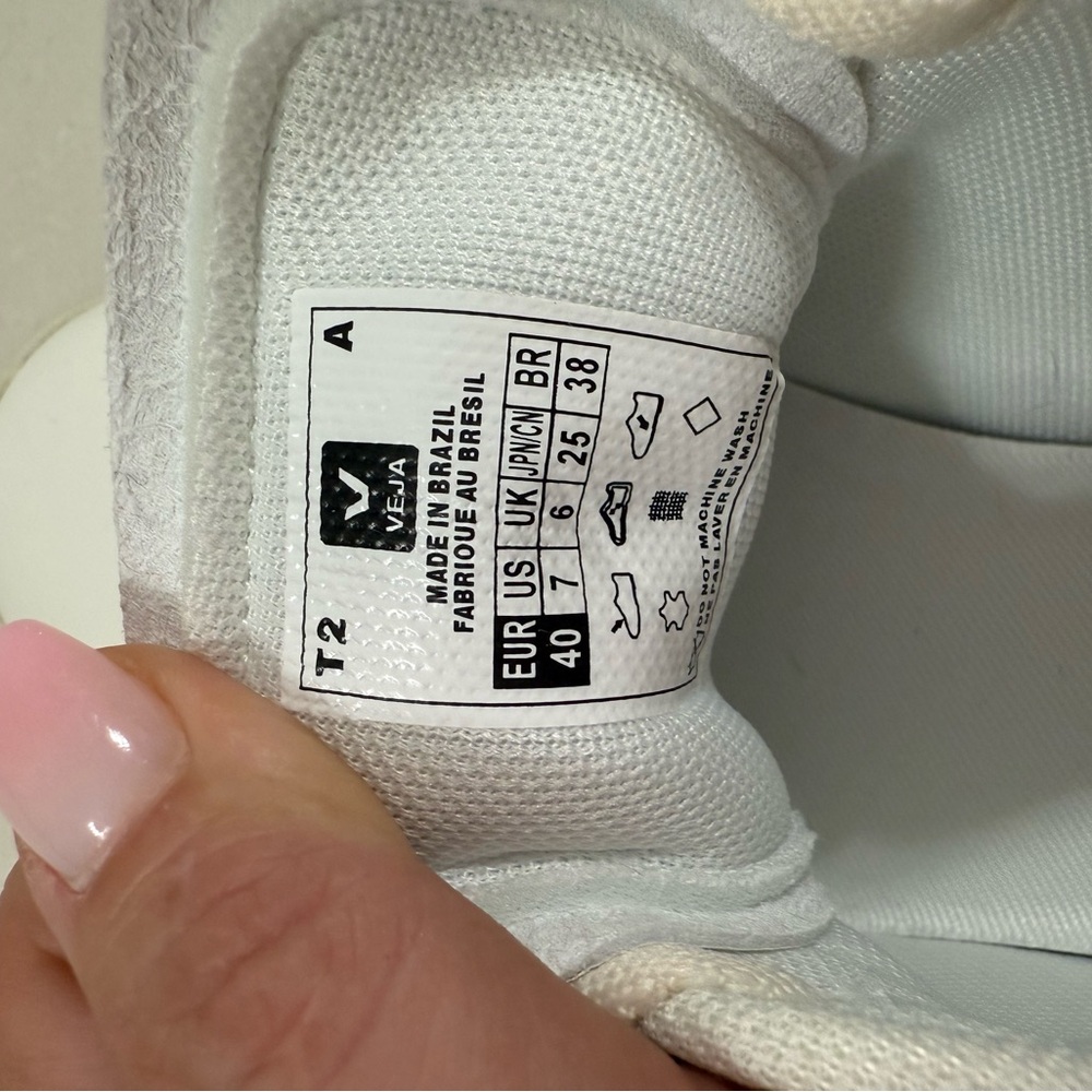 VEJA Campo Leather Sneakers — White/Navy — EU 40 (Fits US Women’s 9) Worn Once - Picture 10 of 11